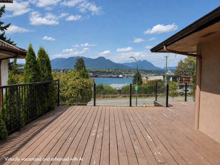 Photo 15 at 2576 Wall Street, Hastings Sunrise, Vancouver East
