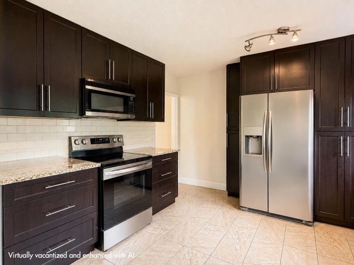 Photo 11 at 2576 Wall Street, Hastings Sunrise, Vancouver East