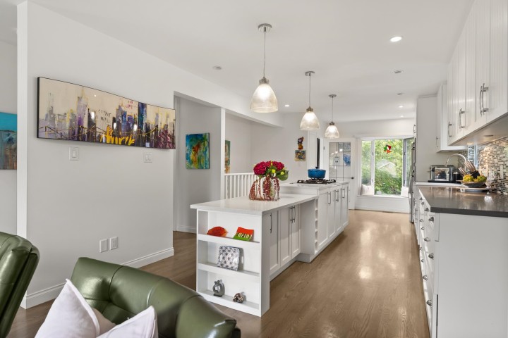 Photo 10 at 4468 W 14th Avenue, Point Grey, Vancouver West