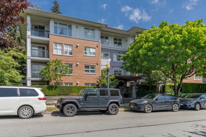 Photo 2 at 408 - 995 W 59th Avenue, South Cambie, Vancouver West