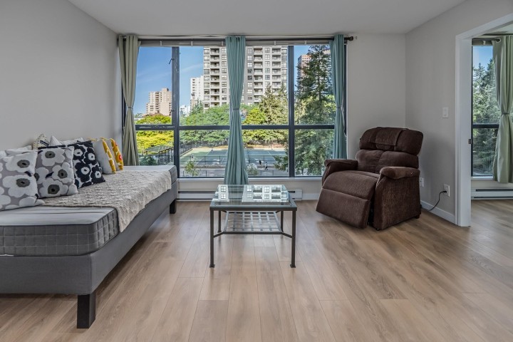 Photo 3 at 406 - 5288 Melbourne Street, Collingwood VE, Vancouver East