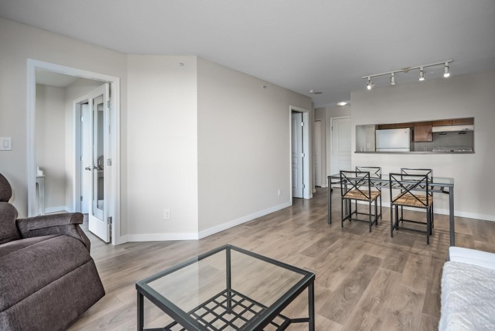 Photo 9 at 406 - 5288 Melbourne Street, Collingwood VE, Vancouver East