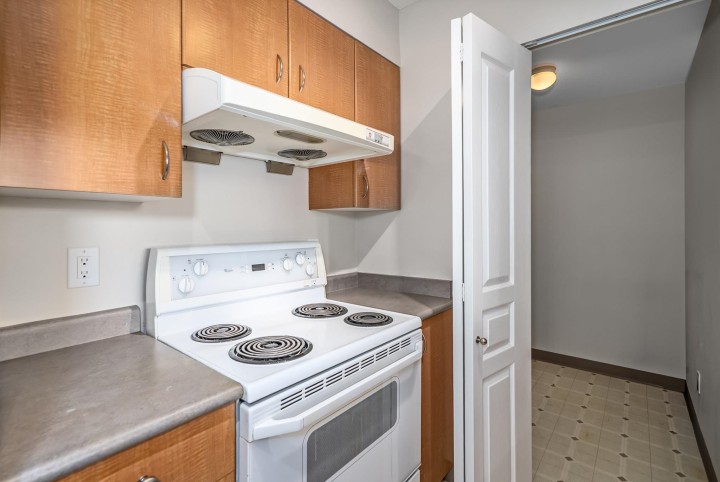 Photo 14 at 406 - 5288 Melbourne Street, Collingwood VE, Vancouver East