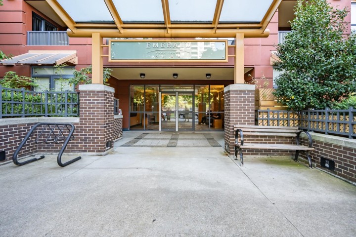 Photo 25 at 406 - 5288 Melbourne Street, Collingwood VE, Vancouver East