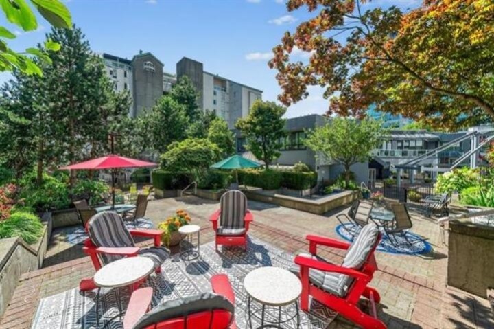 Photo 24 at 2106 - 1500 Howe Street, Yaletown, Vancouver West