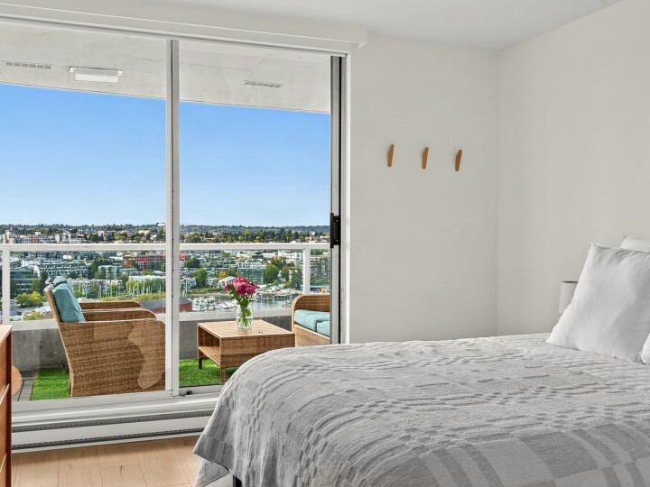 Photo 15 at 2106 - 1500 Howe Street, Yaletown, Vancouver West