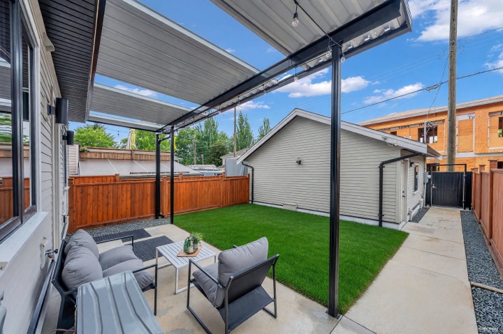 Photo 27 at 2 - 3627 E 45th Avenue, Killarney VE, Vancouver East