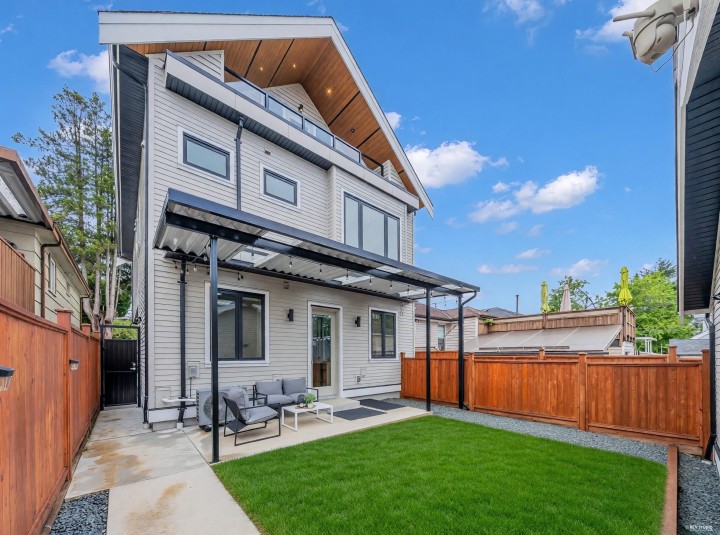 Photo 30 at 2 - 3627 E 45th Avenue, Killarney VE, Vancouver East