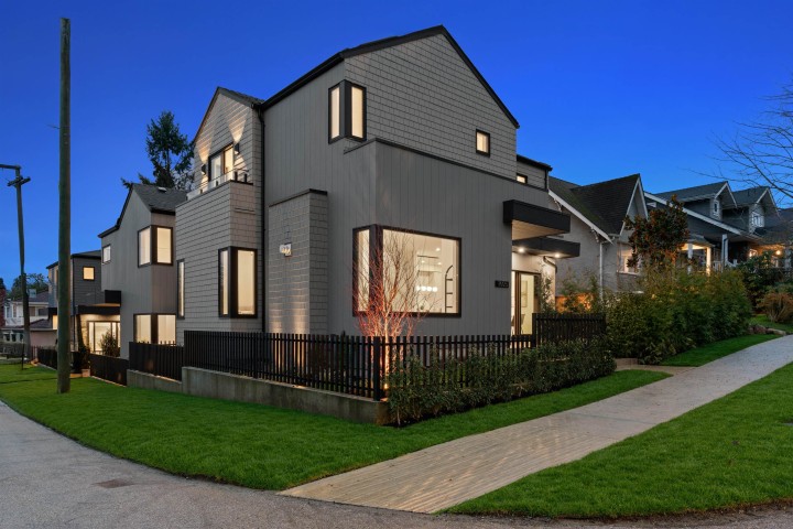 Photo 3 at 1605 E 21st Avenue, Knight, Vancouver East
