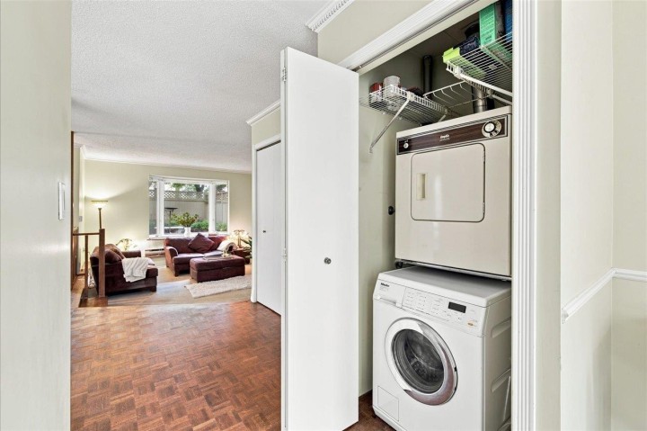 Photo 16 at 1 - 1176 W 15th Avenue, Fairview VW, Vancouver West
