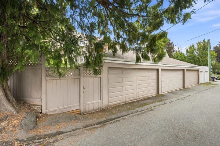 Photo 33 at 1 - 1176 W 15th Avenue, Fairview VW, Vancouver West