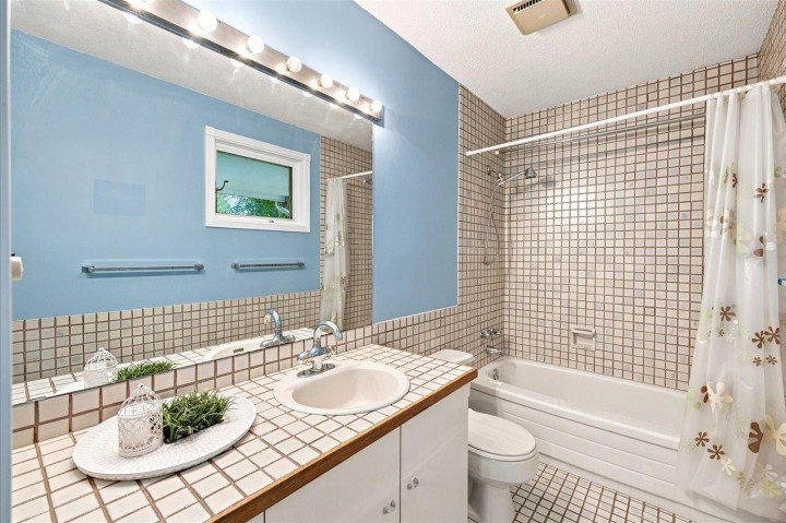 Photo 29 at 1 - 1176 W 15th Avenue, Fairview VW, Vancouver West
