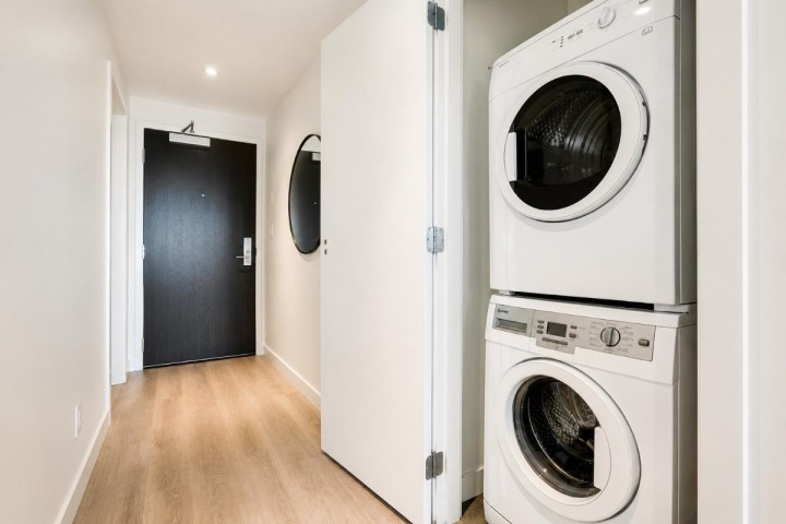 Photo 12 at 404 - 209 E 7th Avenue, Mount Pleasant VE, Vancouver East