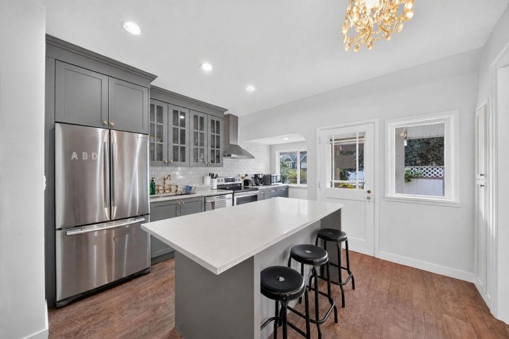 Photo 2 at 2984 W 39th Avenue, Kerrisdale, Vancouver West