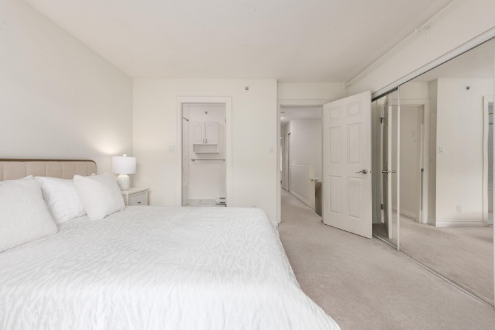 Photo 20 at 8431 Jellicoe Street, South Marine, Vancouver East