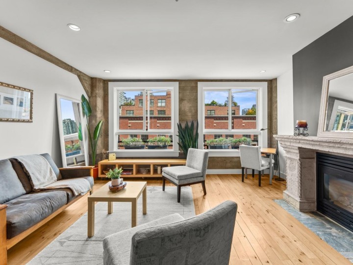Photo 1 at 407 - 1216 Homer Street, Yaletown, Vancouver West