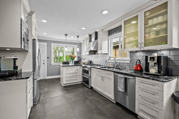 Photo 18 at 3308 Church Street, Collingwood VE, Vancouver East