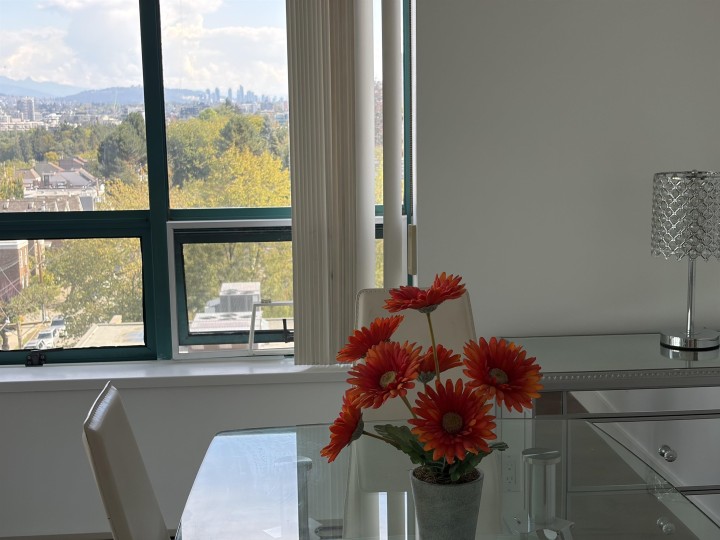 Photo 7 at 803 - 1438 W 7th Avenue, Fairview VW, Vancouver West