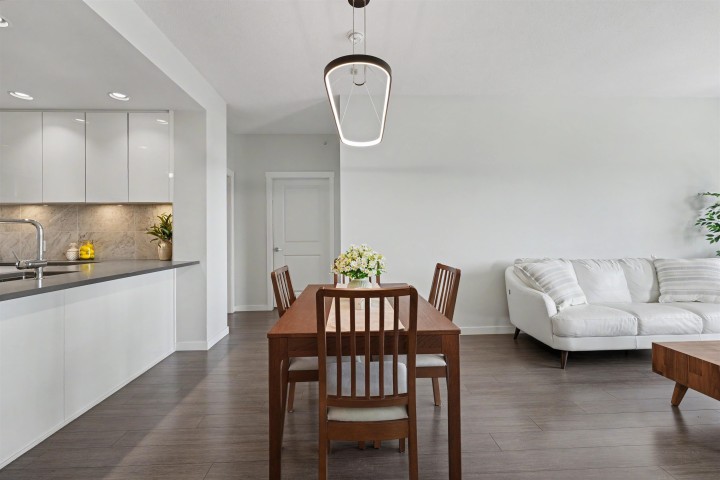 Photo 10 at 604 - 3289 Riverwalk Avenue, South Marine, Vancouver East
