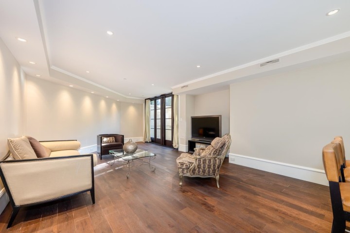 Photo 13 at 1198 W 55th Avenue, South Granville, Vancouver West