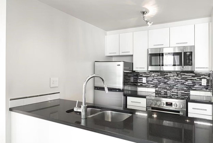 Photo 8 at 2509 - 1331 W Georgia Street, Coal Harbour, Vancouver West