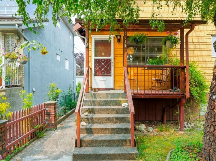 Photo 2 at 3017 E 17th Avenue, Renfrew Heights, Vancouver East