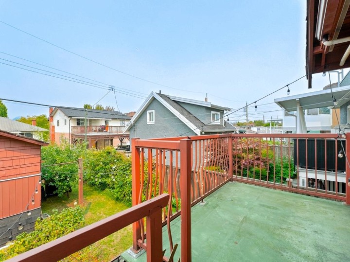 Photo 13 at 3017 E 17th Avenue, Renfrew Heights, Vancouver East