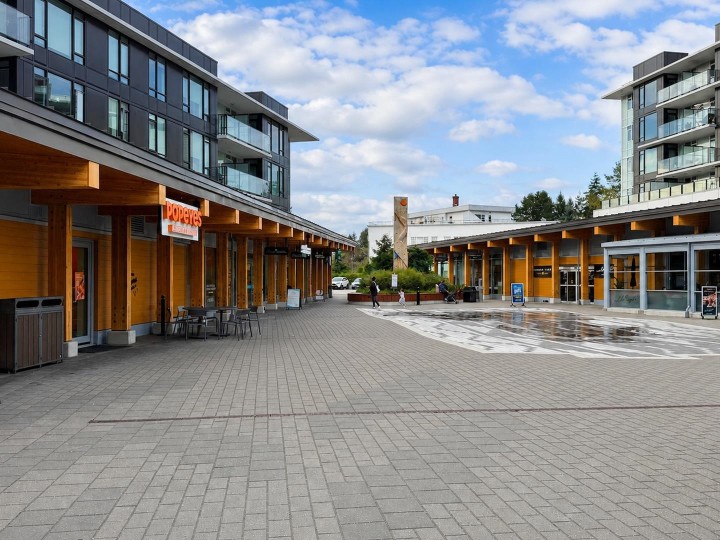 Photo 27 at 303 - 5410 Shortcut Road, University VW, Vancouver West