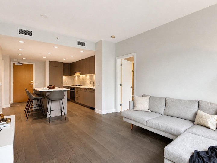 Photo 8 at 303 - 5410 Shortcut Road, University VW, Vancouver West