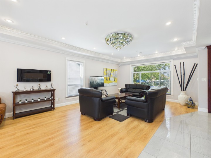 Photo 2 at 3144 E 22nd Avenue, Renfrew Heights, Vancouver East