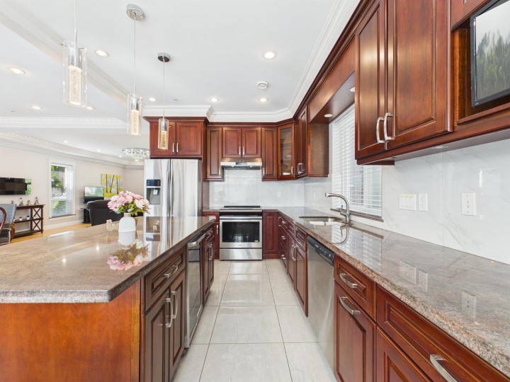 Photo 9 at 3144 E 22nd Avenue, Renfrew Heights, Vancouver East