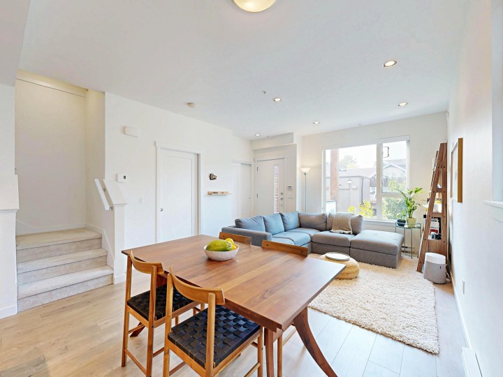 Photo 6 at 4527 Earles Street, Collingwood VE, Vancouver East