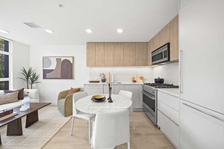 Photo 9 at 6311 Oak Street, South Granville, Vancouver West