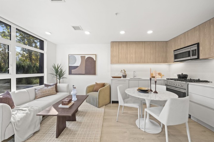 Photo 4 at 6311 Oak Street, South Granville, Vancouver West