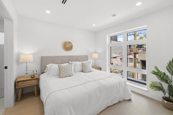 Photo 12 at 101 - 2137 E Pender Street, Hastings, Vancouver East