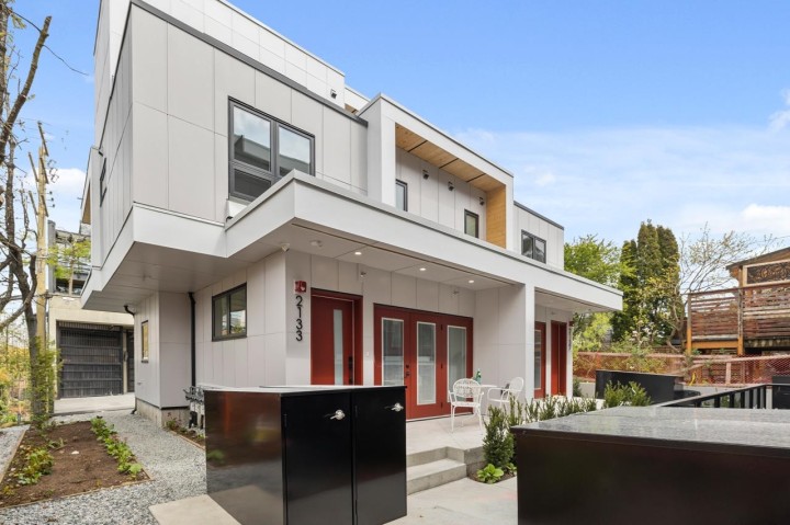 Photo 1 at 101 - 2137 E Pender Street, Hastings, Vancouver East