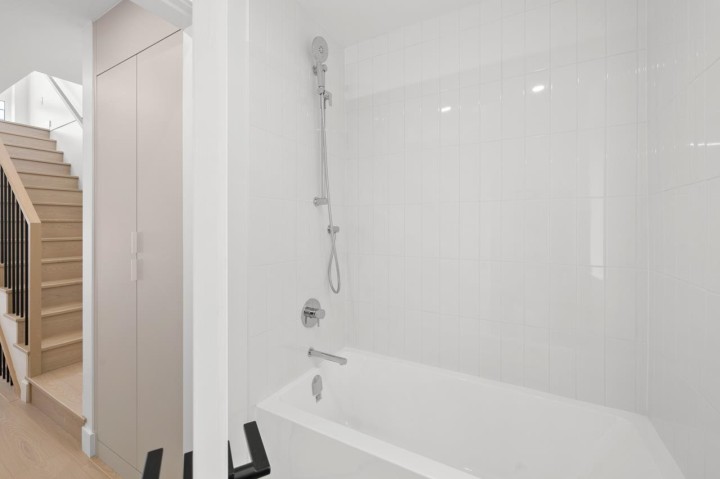Photo 19 at 101 - 2137 E Pender Street, Hastings, Vancouver East