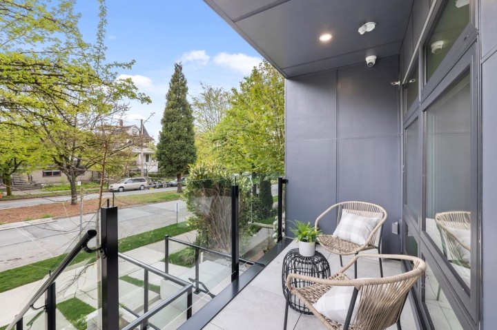 Photo 2 at 201 - 2135 E Pender Street, Hastings, Vancouver East