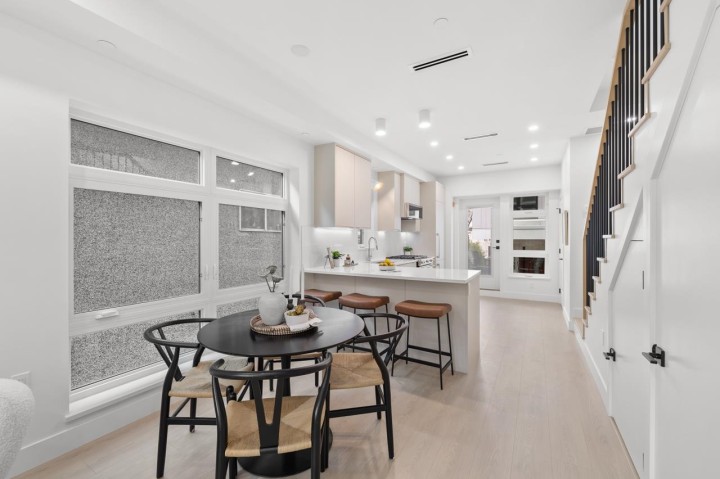 Photo 7 at 201 - 2135 E Pender Street, Hastings, Vancouver East