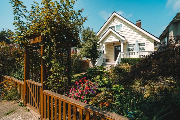Photo 2 at 2267 Napier Street, Grandview Woodland, Vancouver East