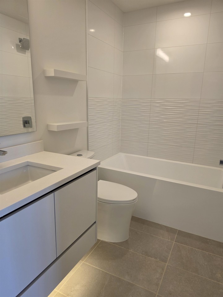 Photo 5 at 310 - 8398 Oak Street, Marpole, Vancouver West