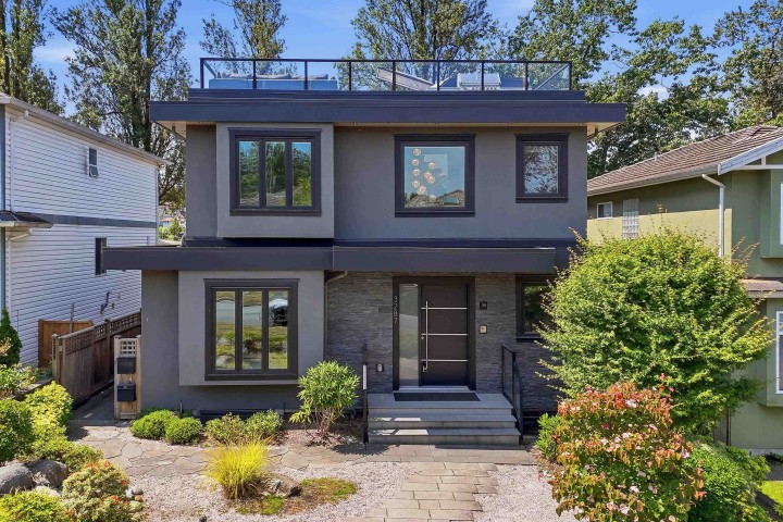 Photo 1 at 3287 Matapan Crescent, Renfrew Heights, Vancouver East