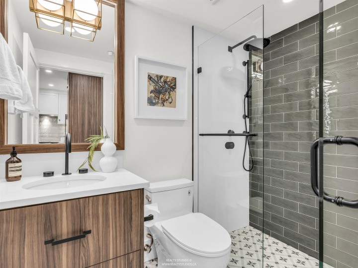 Photo 15 at 3022 W King Edward Avenue, MacKenzie Heights, Vancouver West