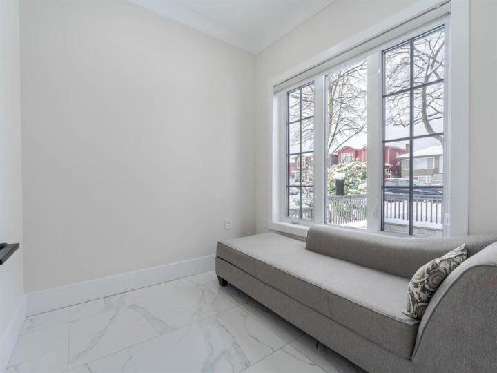 Photo 3 at 1 - 6358 Windsor Street, Fraser VE, Vancouver East
