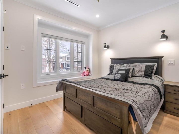 Photo 10 at 1 - 6358 Windsor Street, Fraser VE, Vancouver East