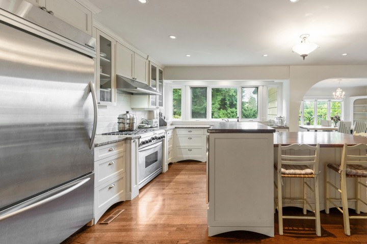 Photo 17 at 1340 Palmerston Avenue, Ambleside, West Vancouver