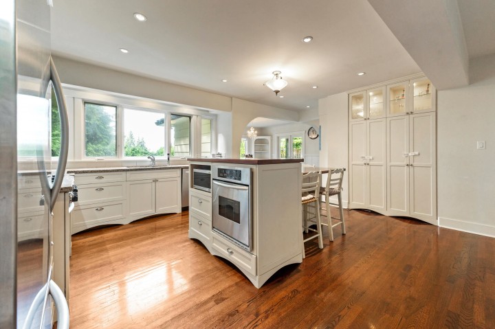 Photo 16 at 1340 Palmerston Avenue, Ambleside, West Vancouver
