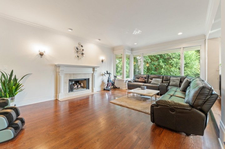 Photo 7 at 1340 Palmerston Avenue, Ambleside, West Vancouver