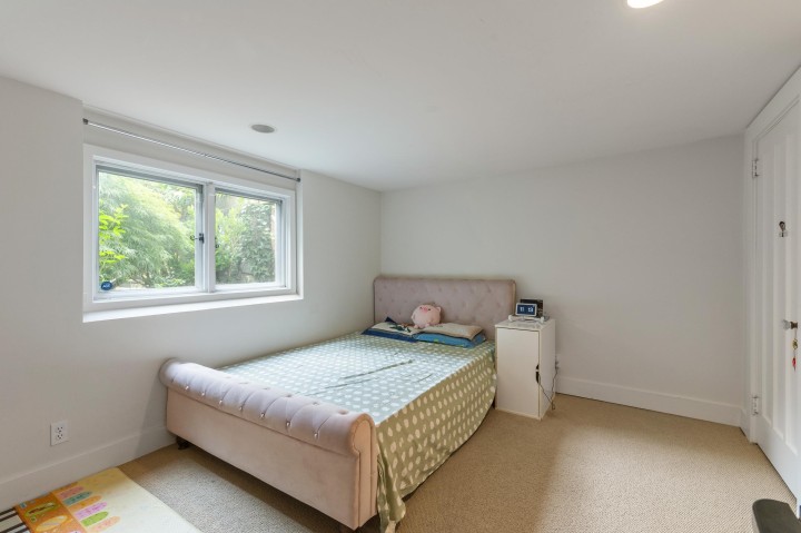 Photo 30 at 1340 Palmerston Avenue, Ambleside, West Vancouver