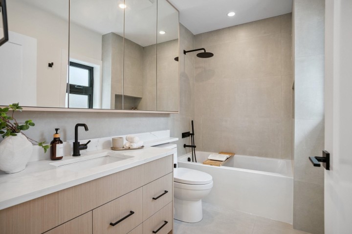 Photo 23 at 2307 E 3rd Avenue, Grandview Woodland, Vancouver East